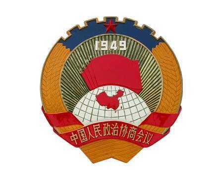 衣柜万万别再费钱装顶柜了,听完老木工分析,想拆了我家的重装