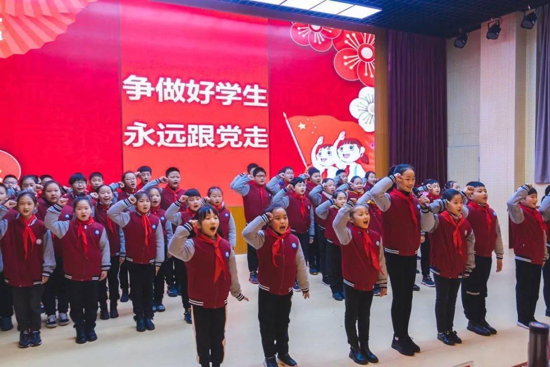送观影卡 |《古墓丽影：源起之战》：她如何绝地重生