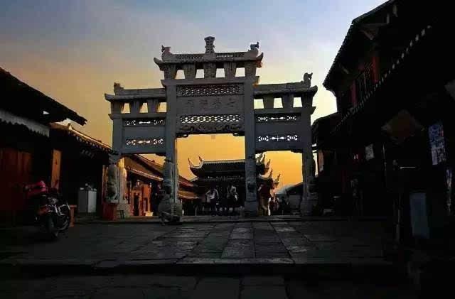 那个给陶喆打两次0分,骂哭张韶涵的人,后来怎么样了?-冷知识分享平台,轻松了解世界的奥秘